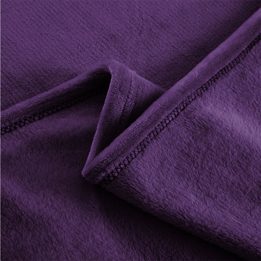 DreamZ 320GSM Ultra Soft Mink Blanket in aubergine color, showcasing its plush texture and generous size of 220x240cm.
